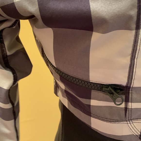 NWOT Lululemon Plaid Zipper front over Grey Jacket - Picture 12 of 12